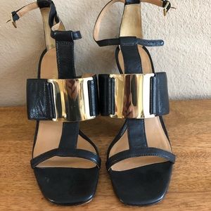 Nine West Black Heels w/ Gold Accent - 7.5